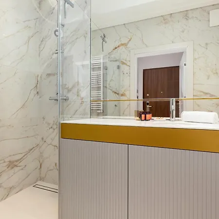 Mennica By Renters Prestige 华沙