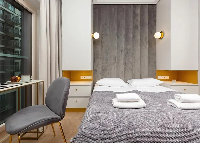 Mennica By Renters Prestige *