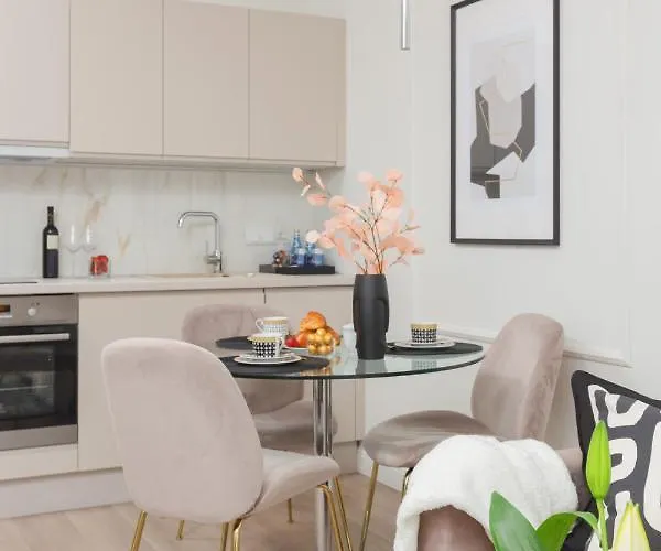 Mennica By Renters Prestige Apartman