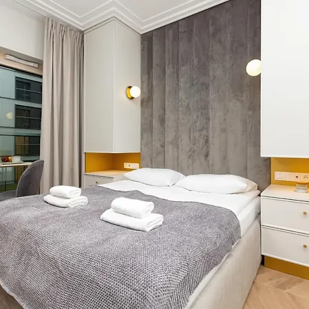 Mennica By Renters Prestige Апартаменты Варшава