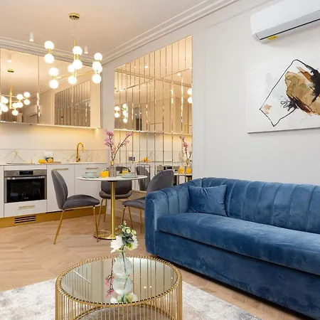 Mennica By Renters Prestige Варшава