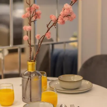 Mennica By Renters Prestige Апартаменты Варшава